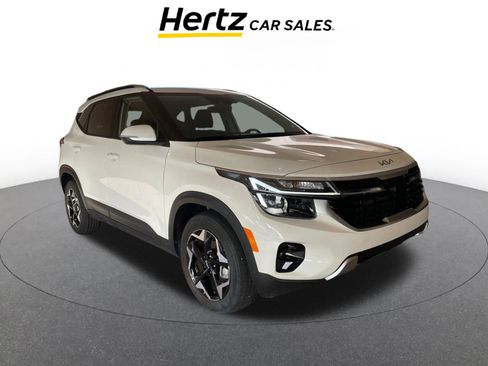 Used 2025 Kia Seltos S image 1
