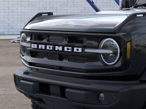 New 2026 Ford Bronco Outer Banks w/ Sasquatch Package AWD/4WD image 19