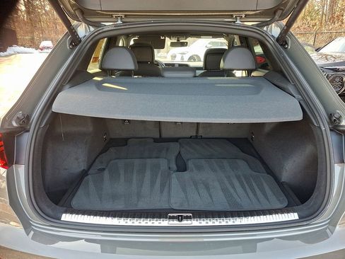 Used 2024 Audi Q3 2.0T Premium Plus w/ Premium Plus Package image 31