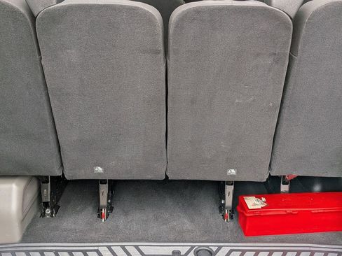 Used 2024 Ford Transit 350 XLT image 19