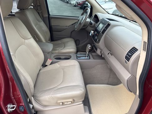 Used 2019 Nissan Frontier SL image 23