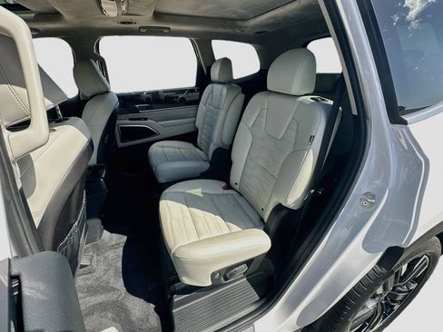 Certified 2024 Kia Telluride SX Prestige AWD/4WD image 26