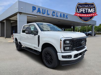 New 2025 Ford F250 Lariat w/ Black Appearance Package