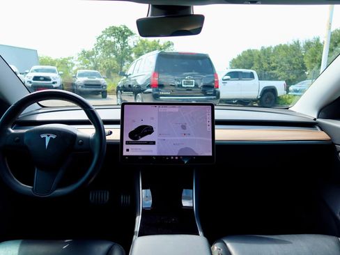 Used 2018 Tesla Model 3 Performance AWD/4WD image 8