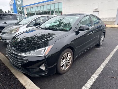 Used 2020 Hyundai Elantra SEL FWD image 1