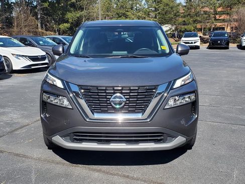 Used 2021 Nissan Rogue SV image 9