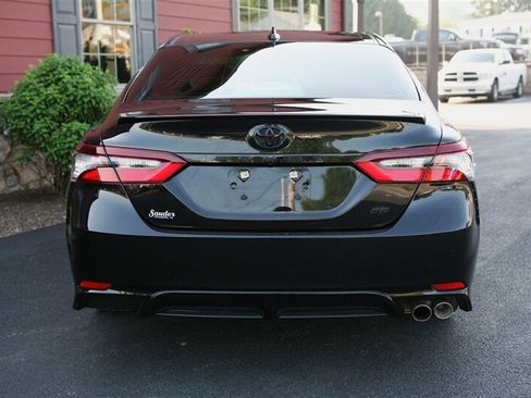 Used 2023 Toyota Camry SE w/ Convenience Package FWD image 6