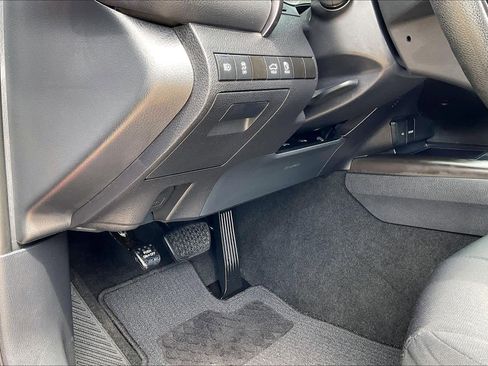 Used 2021 Toyota Camry LE w/ Convenience Package FWD image 35