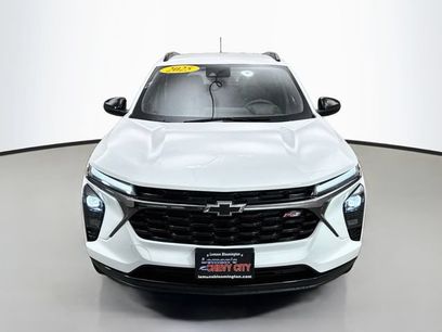 Used 2025 Chevrolet Trax RS w/ Driver Confidence Package