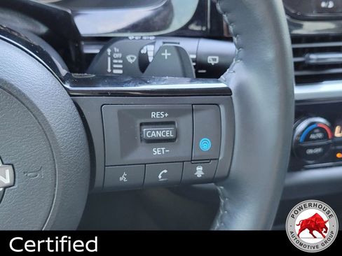 Used 2024 Nissan Pathfinder SL w/ SL Premium Package FWD image 30