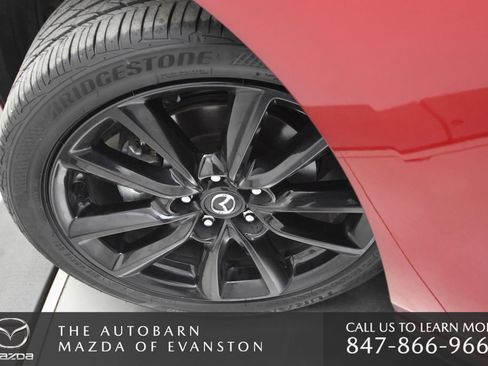 Used 2025 MAZDA MAZDA3 Hatchback w/Premium Plus Pkg image 35