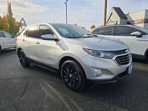Used 2020 Chevrolet Equinox LT image 1