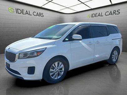Used 2017 Kia Sedona LX