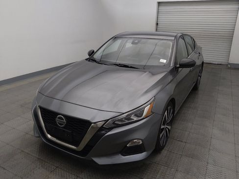 Used 2022 Nissan Altima 2.5 SR FWD image 15