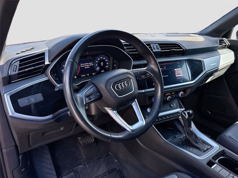 Used 2020 Audi Q3 2.0T Premium Plus w/ Premium Plus Package AWD/4WD image 9