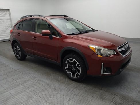 Used 2017 Subaru Crosstrek 2.0i Premium image 11