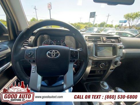 Used 2017 Toyota 4Runner SR5 Premium AWD/4WD image 17