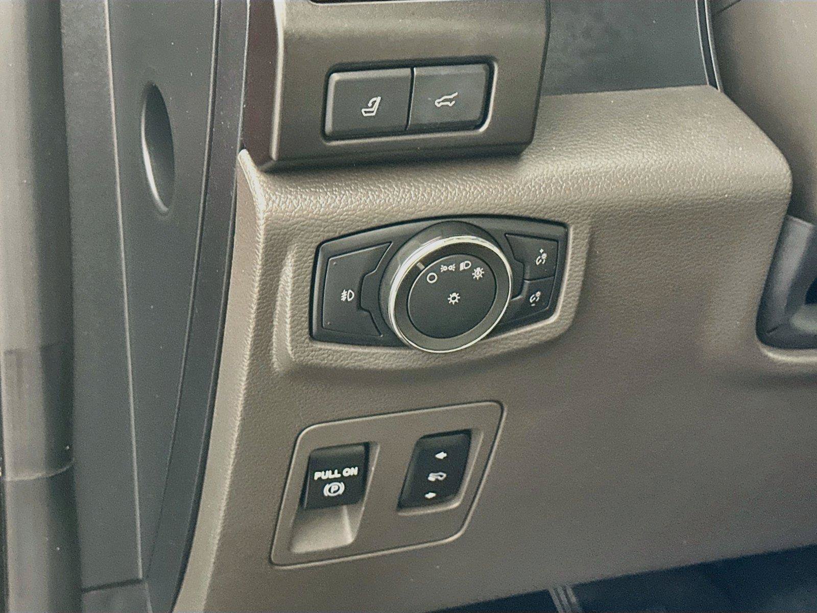 Used 2021 Ford Expedition Max Limited AWD/4WD image 14