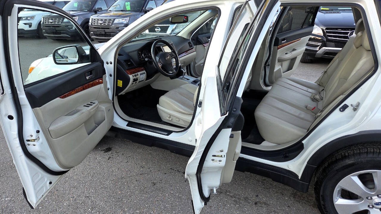 Used 2012 Subaru Outback 2.5i Limited AWD/4WD image 23