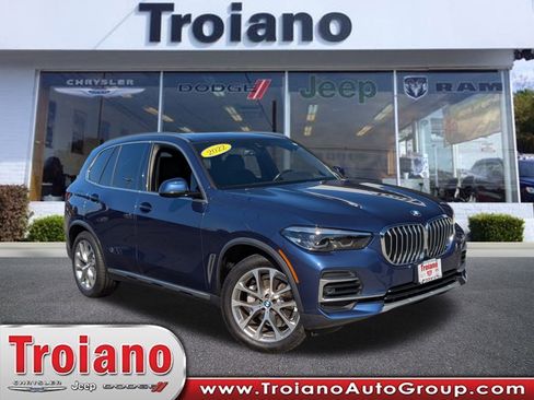 Used 2022 BMW X5 xDrive40i w/ Premium Package image 1