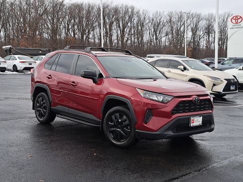 Certified 2020 Toyota RAV4 LE image 2