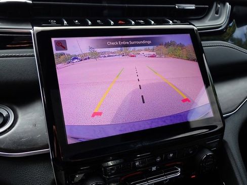 Certified 2023 Jeep Grand Cherokee L Overland image 26