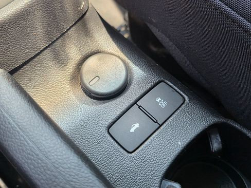 Used 2014 Chevrolet Sonic LT FWD image 34