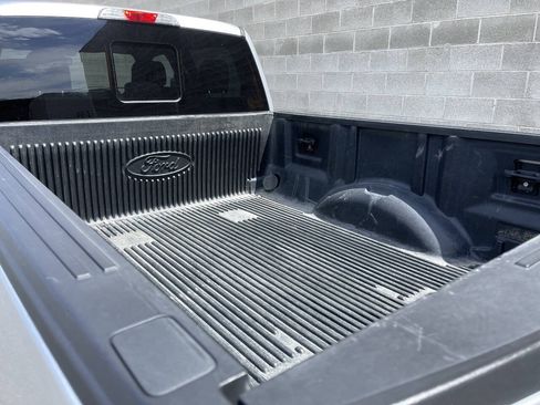 Used 2018 Ford F150 XLT w/ Equipment Group 302A Luxury AWD/4WD image 10