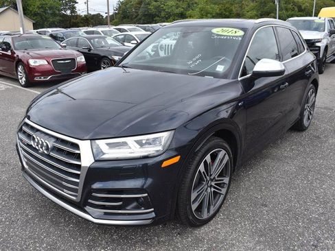Used 2018 Audi SQ5 Prestige w/ Prestige Package image 4