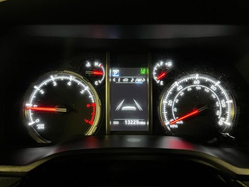 Used 2024 Toyota 4Runner TRD Off-Road image 28