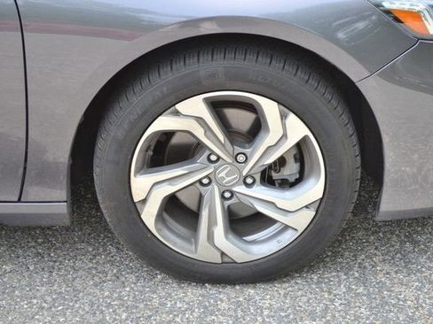 Used 2019 Honda Accord EX-L image 10