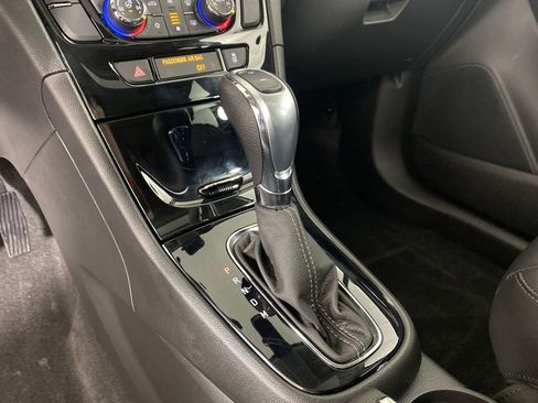 Certified 2017 Buick Encore Essence w/ Experience Buick Package image 18