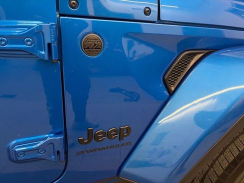 Certified 2025 Jeep Wrangler Sahara image 51