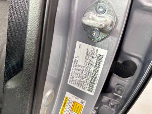 Used 2025 Honda Accord Sport image 38