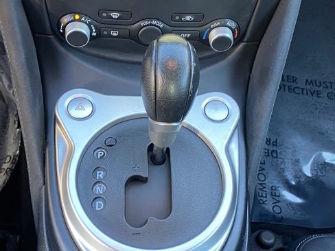 Used 2016 Nissan 370Z Touring image 21