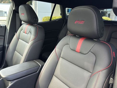 New 2026 Chevrolet Trax RS w/ Sunroof Package image 25