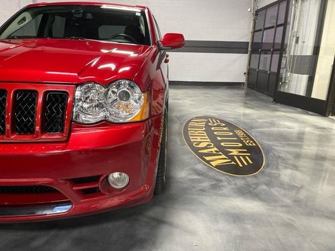 Used 2010 Jeep Grand Cherokee SRT8 w/ SRT Option Group I image 5