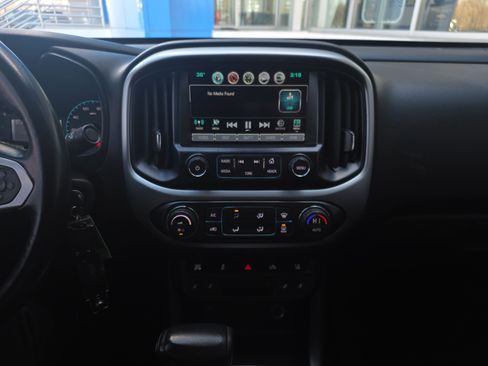 Used 2018 Chevrolet Colorado LT w/ Luxury Package, Chrome image 23