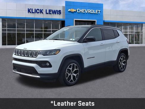 Used 2025 Jeep Compass Limited AWD/4WD image 3