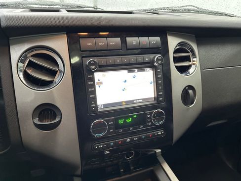 Used 2013 Ford Expedition EL Limited RWD image 31
