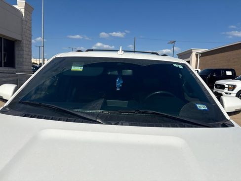 Used 2021 Ford Expedition XLT RWD image 6