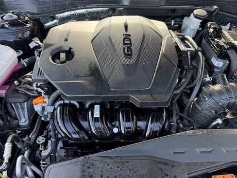Used 2025 Hyundai Sonata SEL FWD image 30