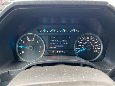 Used 2017 Ford F150 XLT w/ Trailer Tow Package AWD/4WD image 12