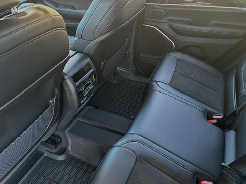 New 2023 Jeep Grand Cherokee Trailhawk w/ Advanced Protech Group II AWD/4WD image 11
