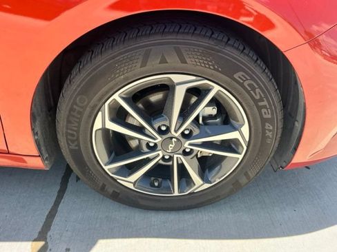 Used 2024 Kia Forte LXS FWD image 10