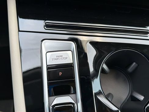 New 2026 Volkswagen Atlas SEL Premium R-Line AWD/4WD image 24