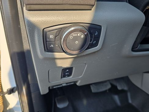 Used 2019 Ford F250 XLT w/ XLT Value Package AWD/4WD image 16