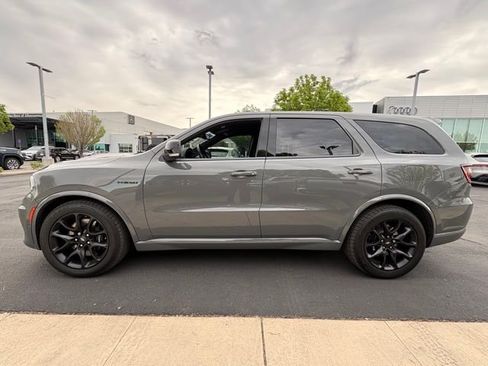 Used 2022 Dodge Durango R/T w/ Tow 'N Go Package AWD/4WD image 4