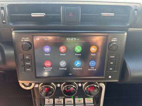Used 2023 Toyota GR86 w/ ALL Weather Mat Package (TMS) RWD image 16
