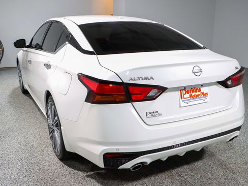 Used 2024 Nissan Altima 2.5 SL image 9